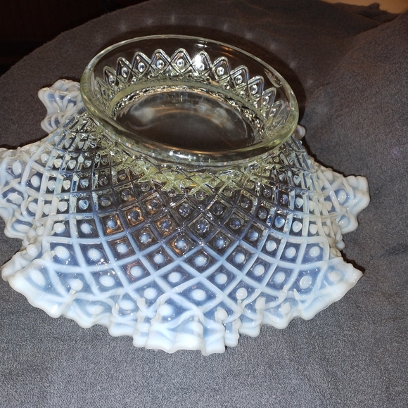 Large Vintage Fenton Opalescent Hobnail 12”Bowl! Ruffled Edges,VERY OLD!! - Picture 4 of 9
